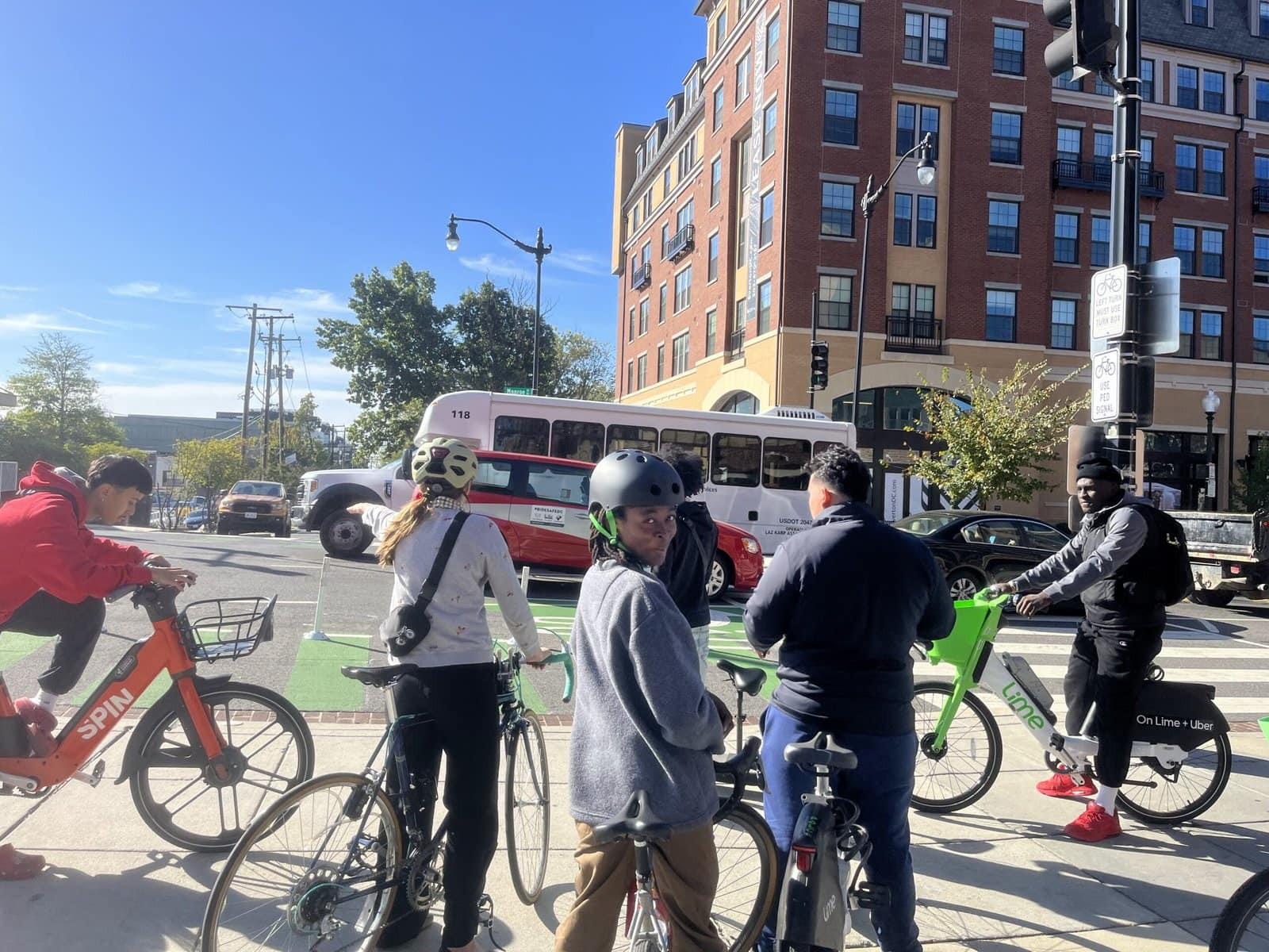 CTC joined a multimodal engineering class from Catholic University to discuss complete streets and vision zero concepts while riding along the Met Branch Trail.